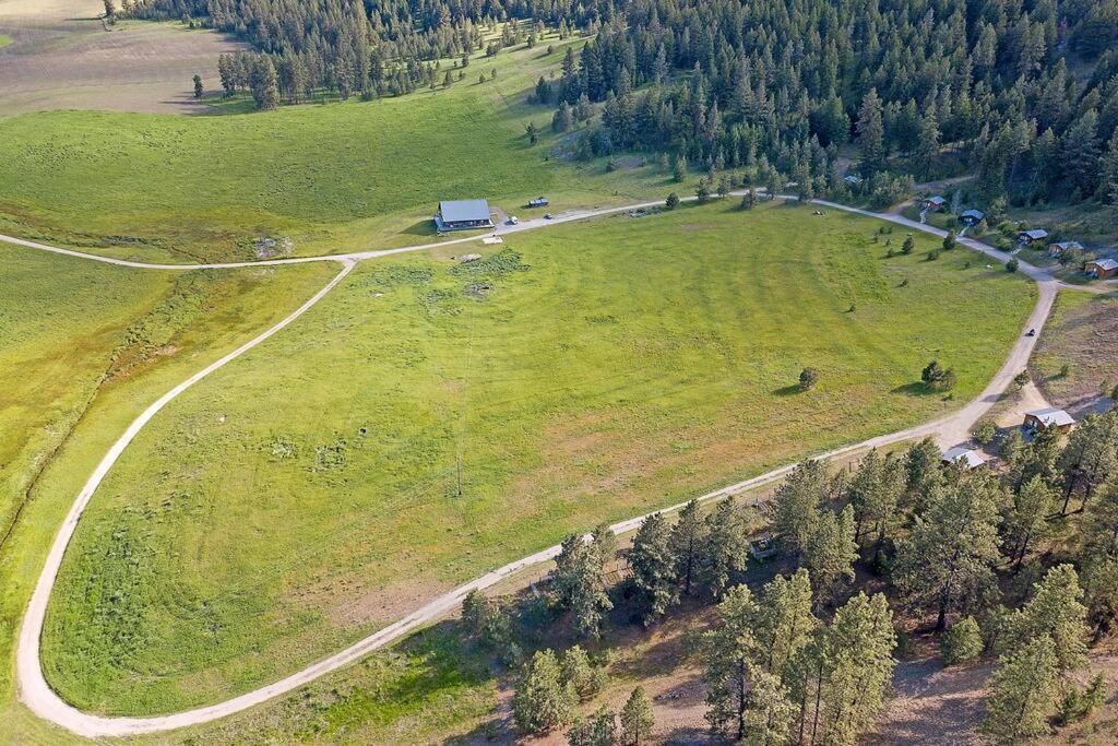 Wilderness Cabin - Eden Valley Oroville Exterior photo